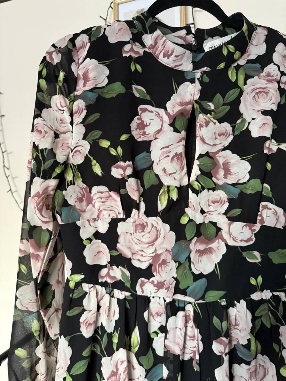 Bardzo elegancki i podkreślający figurę kombinezon MISS SELF RIDGE 🌸🌸🌸
