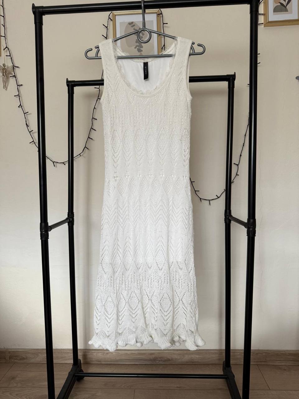 Sukienka marki premium MARCCAIN ☁️