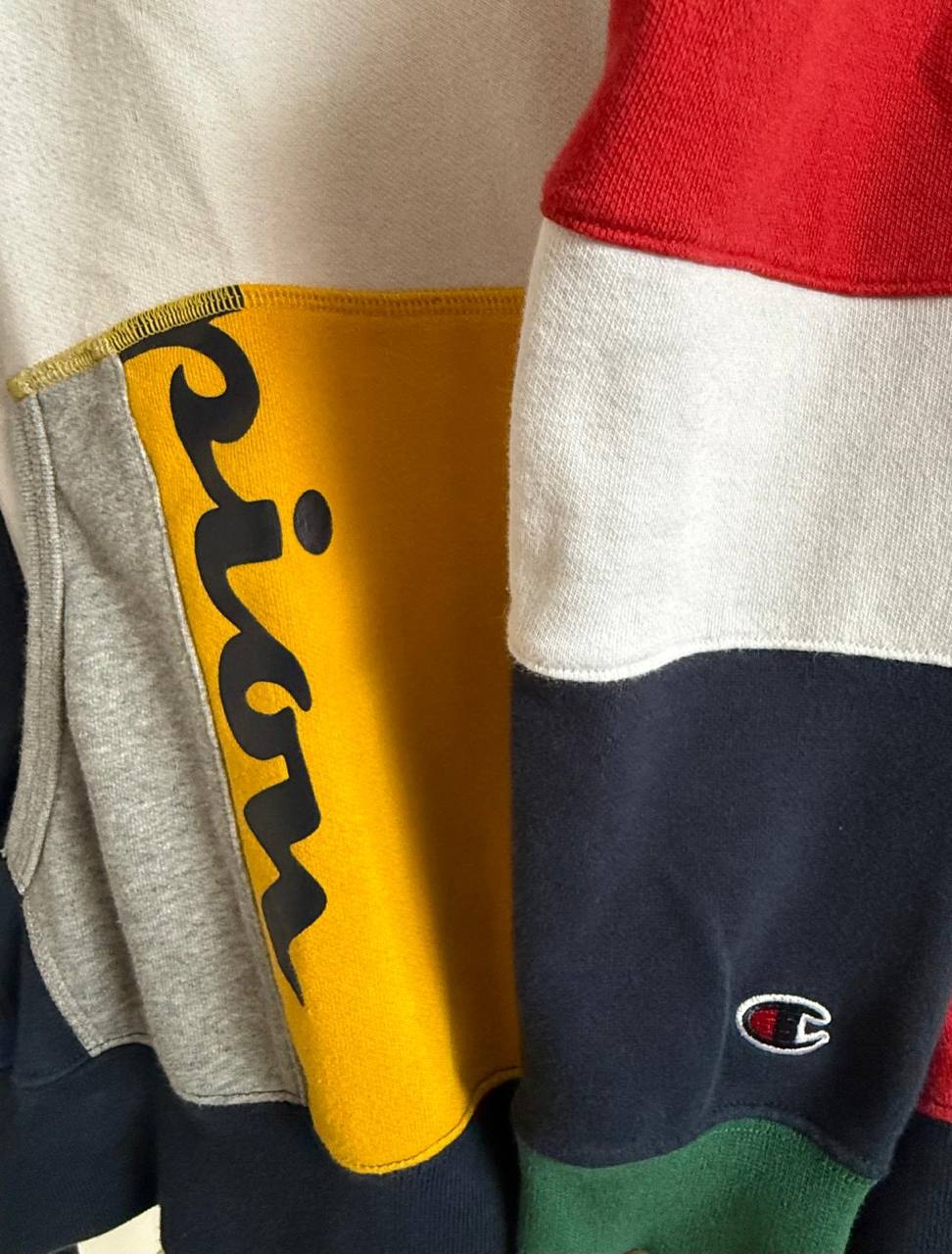 🌈 Bluza z kapturem CHAMPION – Patchwork 🌈